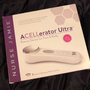 Nurse Jamie ACELLerator Ultra Beauty Device